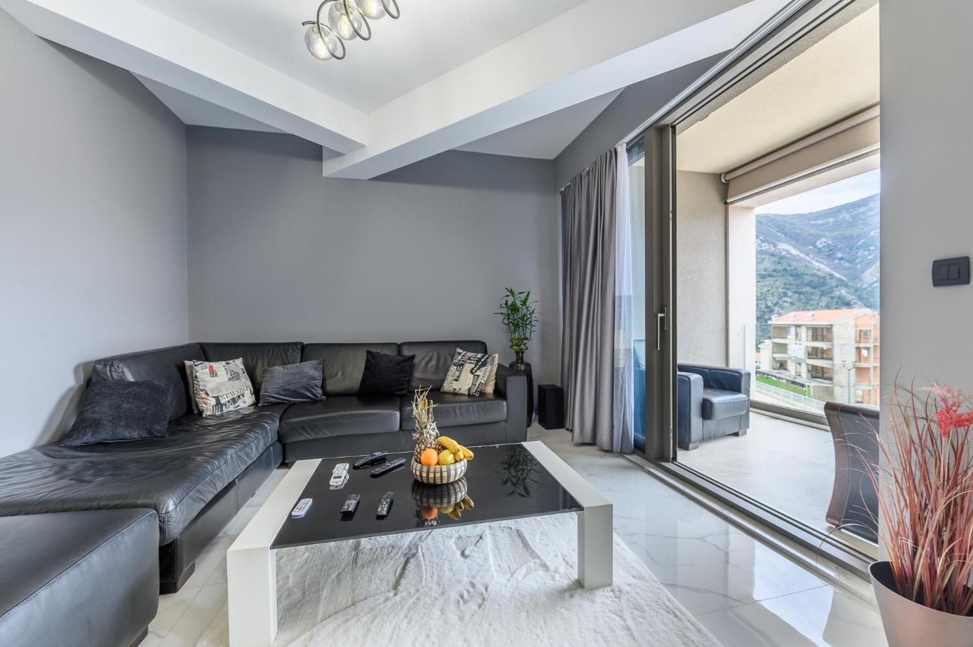 Apartment Sea View Lux Apartment-ancora